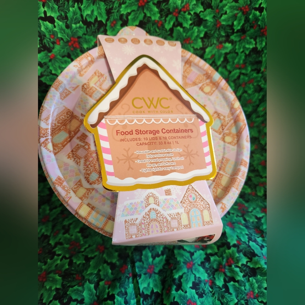 CWC Christmas Food Storage Containers Gingerbread House NWT